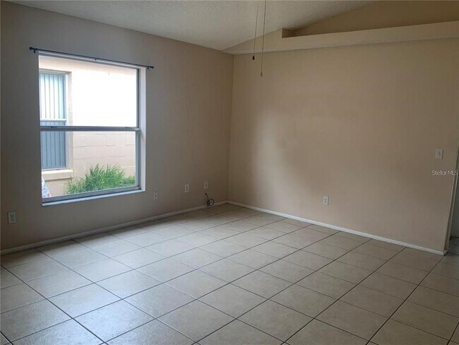 Foto del edificio - 1705 Chatham Cir