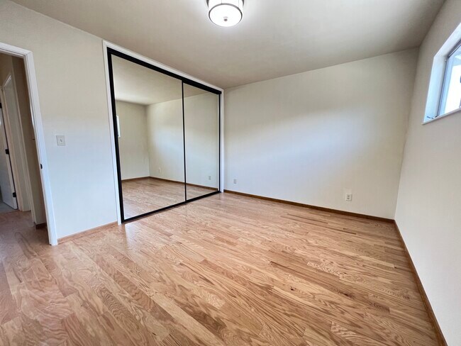 Building Photo - 222 S Ramona Ave