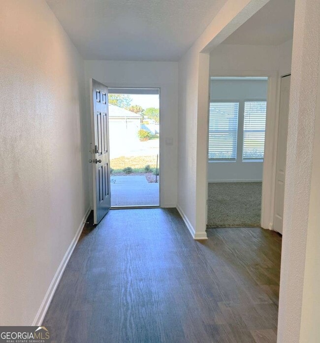 Building Photo - 101 Landing Blvd