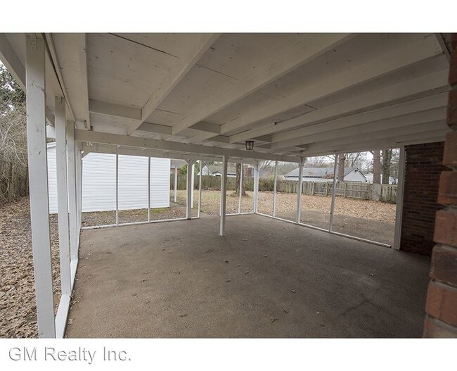 Foto del edificio - 3 br, 2 bath House - 5283 Longacre Ave