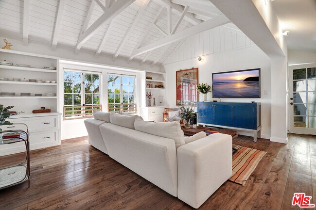 Foto del edificio - 3531 Wonder View Dr