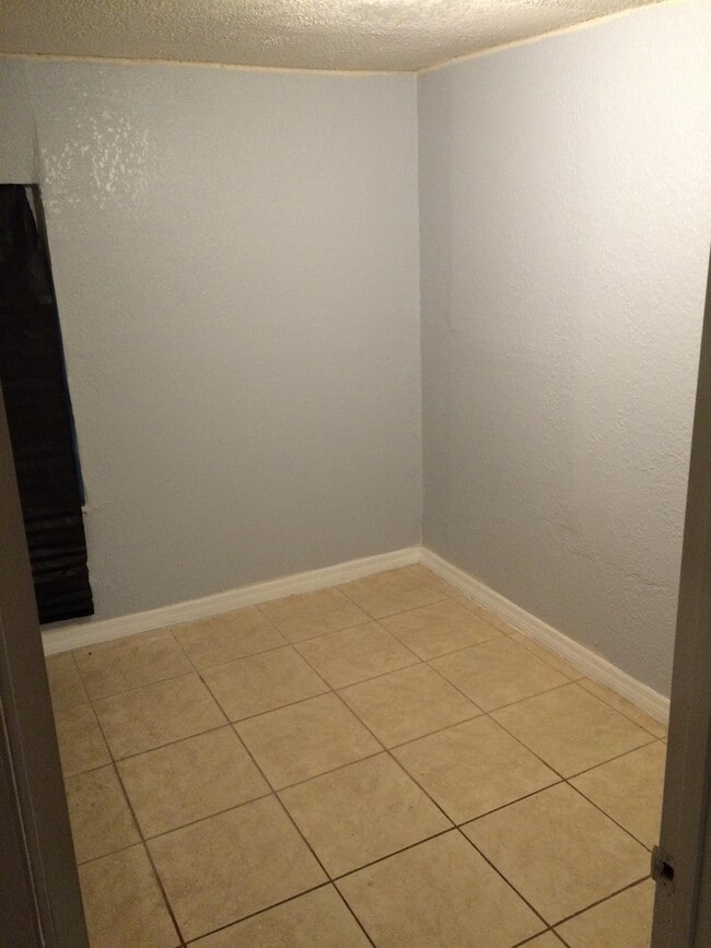 Foto del edificio - 4102 Pappy Kennedy St