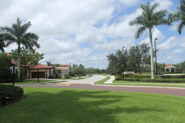 Building Photo - 183 Rudder Cay Way