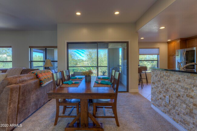 Foto del edificio - 21320 N 56th St