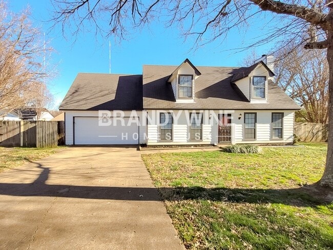 Building Photo - 7215 Grapevine Cove