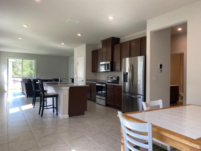 Building Photo - 11369 Streamsong Dr