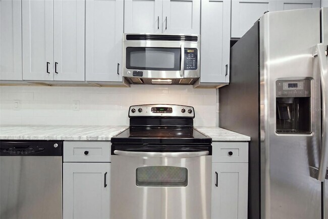 Building Photo - 3401 Cypress Head Ct