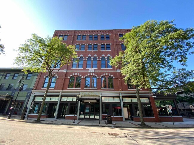 Foto del edificio - 83 Hanover St