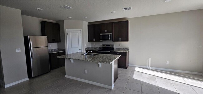 Foto del edificio - 3112 Forrest Plum Ct