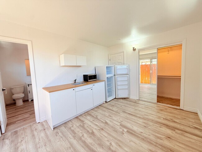 Foto del edificio - Cozy Studio Unit in Lompoc – Utilities Inc...