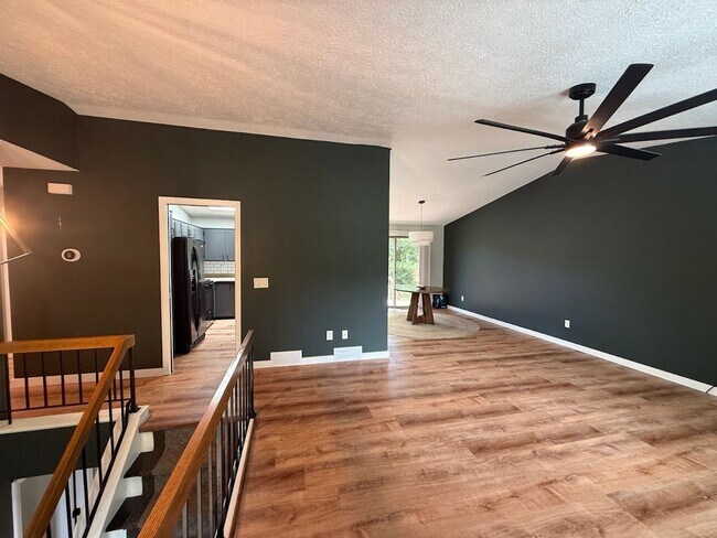 Foto del edificio - Four-bedroom two-bathroom home for rent in Jackson Township