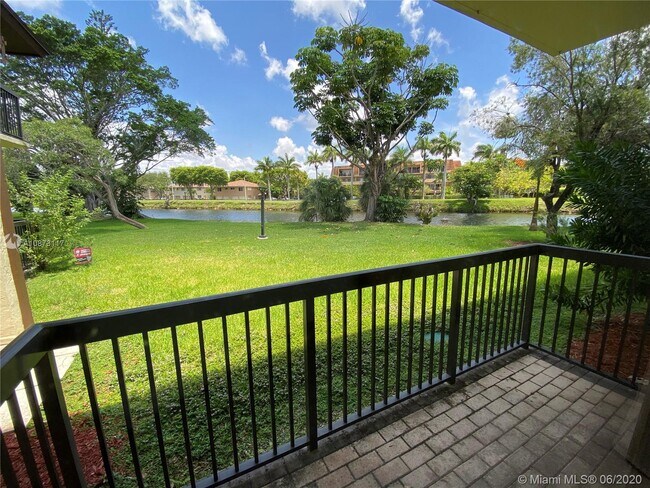Building Photo - 7925 SW 86th St
