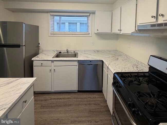 Foto del edificio - 5485 Harpers Farm Rd