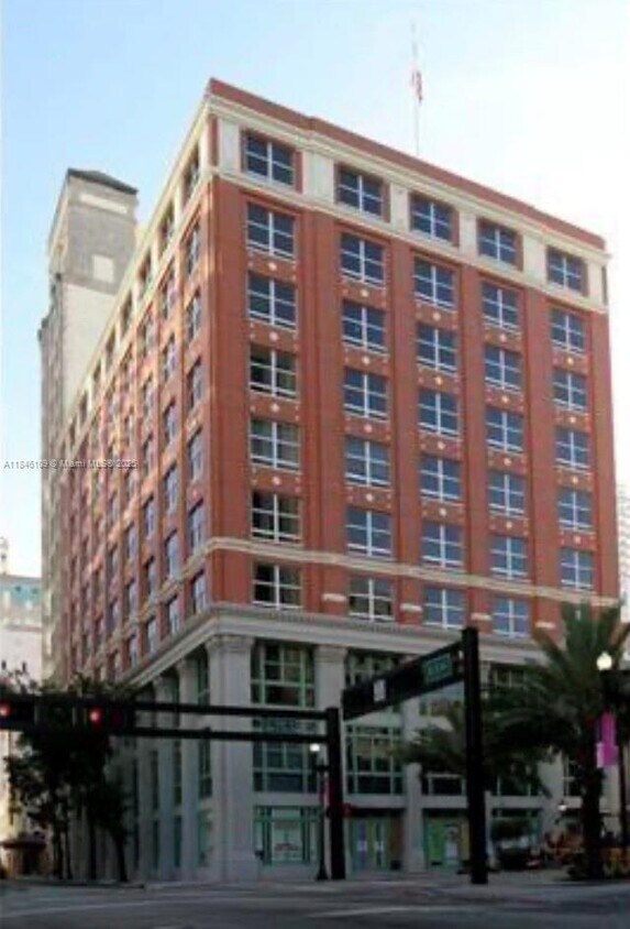 Primary Photo - 111 E Flagler St