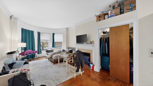 Foto del edificio - 1069 Beacon St