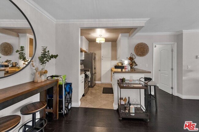 Foto del edificio - 7740 Redlands St