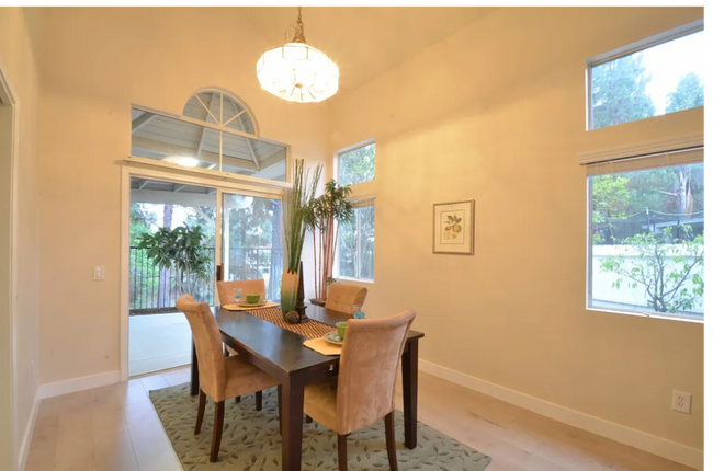 Foto del edificio - 4 Bedroom House in Penasquitos