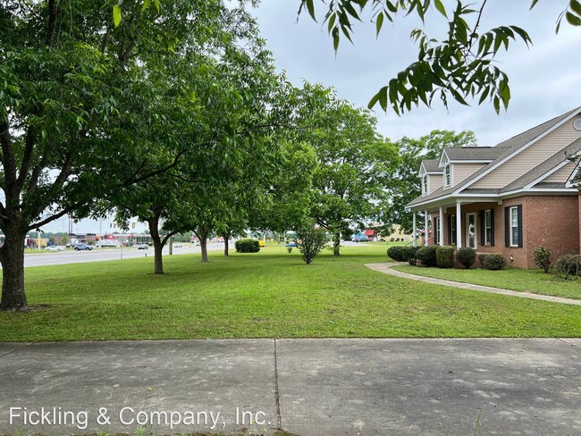 Building Photo - 3 br, 2.5 bath House - 4897 Sardis Church Rd