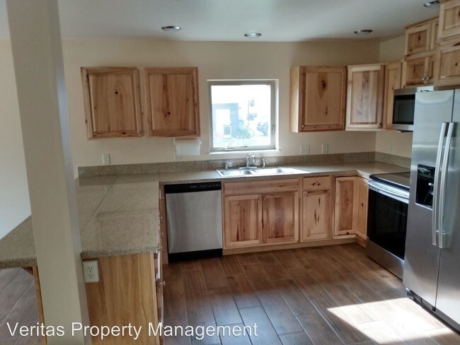 Building Photo - 14240 Stotts Pl