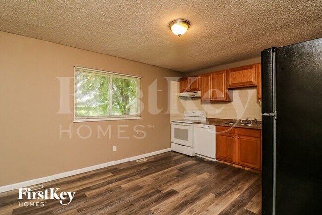 Building Photo - 2287 Bensonhurst Dr