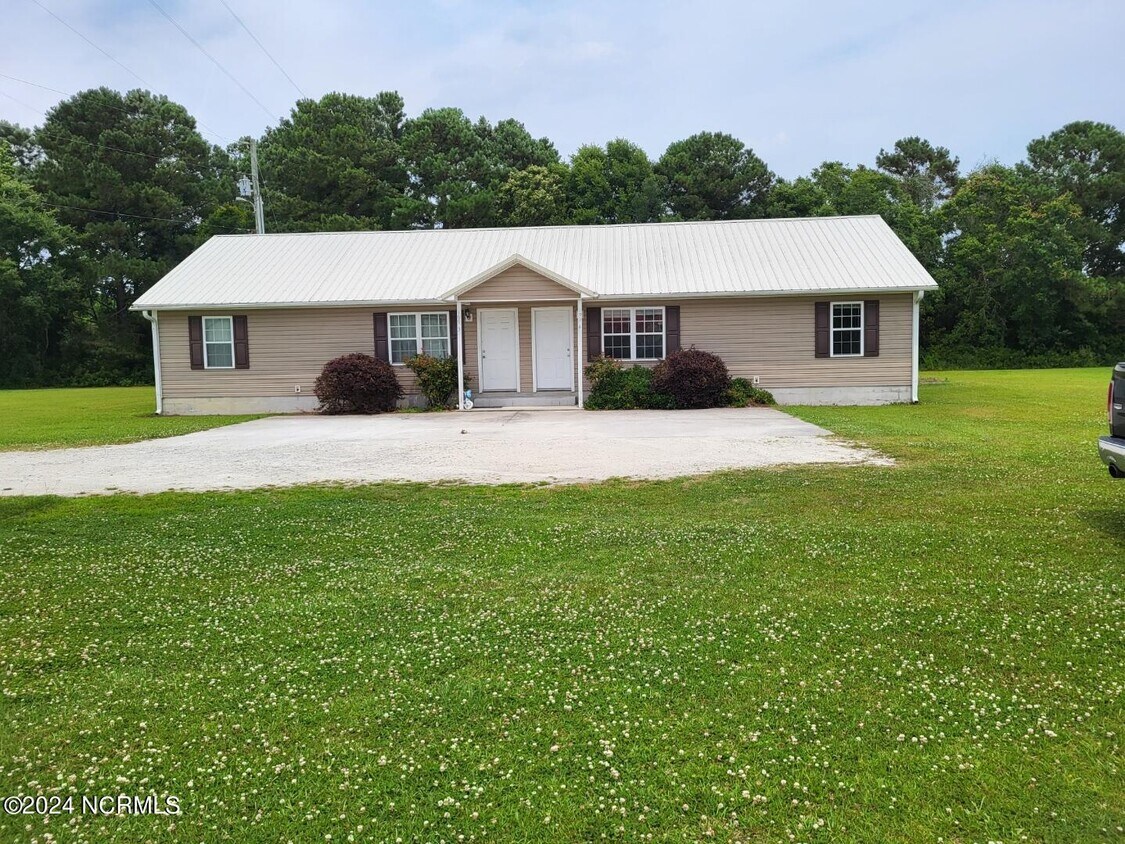Foto principal - 199 Ennett Ln