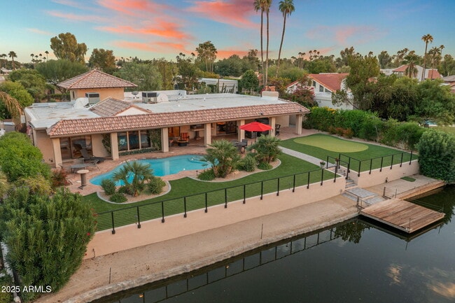 Building Photo - 7620 E Vía Del Placito