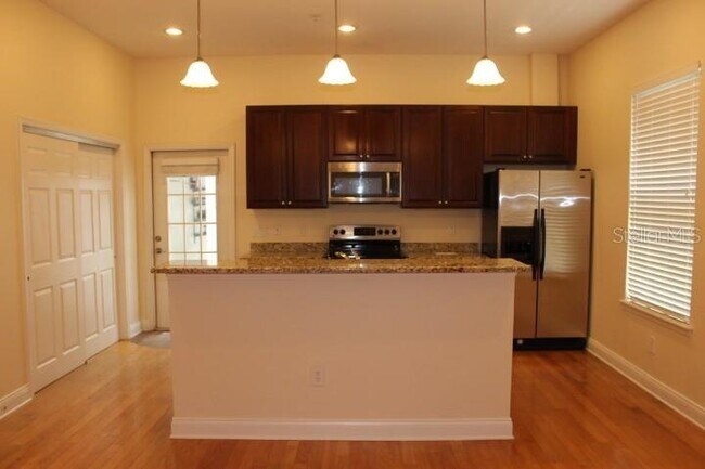 Building Photo - 4633 Legacy Park Dr