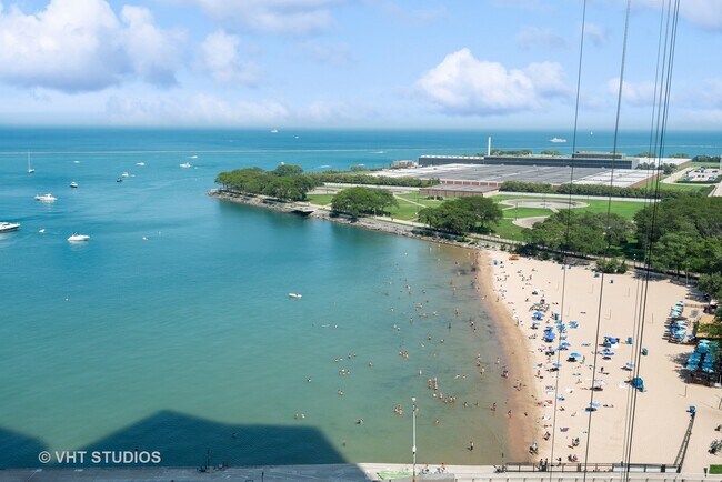 Foto del edificio - 600 N Lake Shore Dr