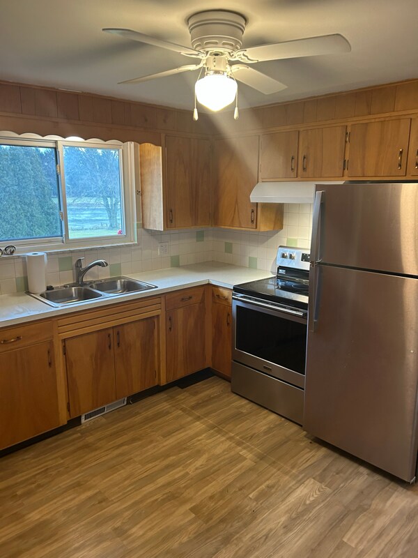 Foto del edificio - 12632 Lakeridge St NW