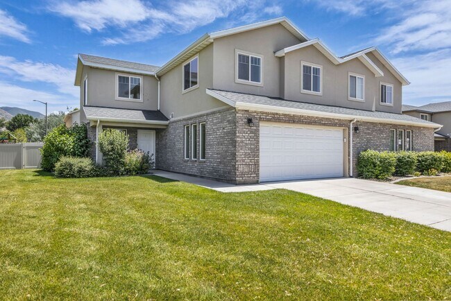 Foto del edificio - 4 Bedroom 3 Bathroom Home in Springville!