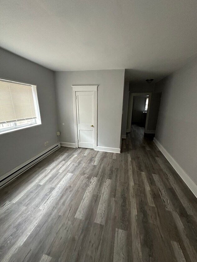 Foto principal - 254 Long Ln