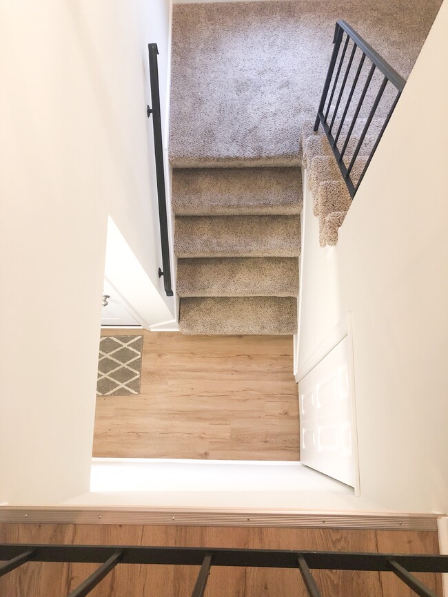 Building Photo - 2482 Cobble Hill Alcove