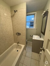 Building Photo - 807 S 13th St