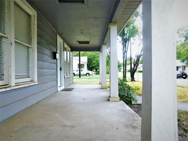 Building Photo - 317 Stroud St