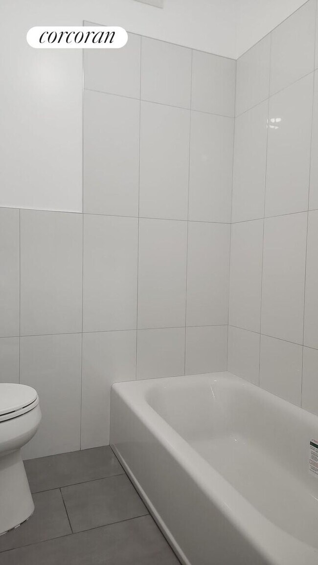 Foto del edificio - 338 A Clermont Ave