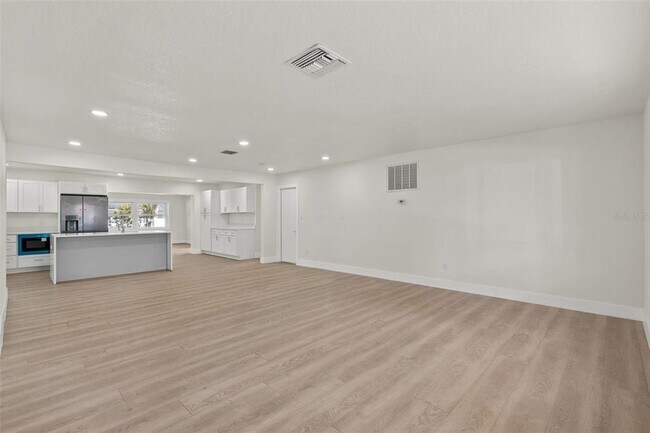 Foto del edificio - 2352 Lorena Ln