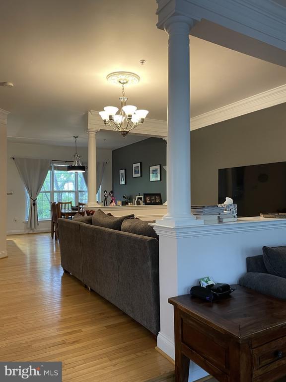 Foto del edificio - 3826 Watkins Mill Dr
