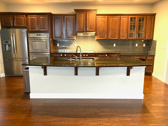 Kitchen - 3319 170th Plz SE