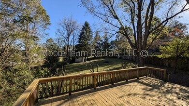 Building Photo - 519 E Blue Ridge Rd