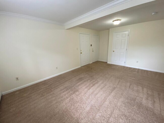 Foto del edificio - 3961 Brown Ave