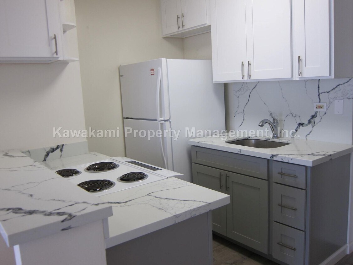 Primary Photo - Conveniently Located, Renovated Condo w/Pa...