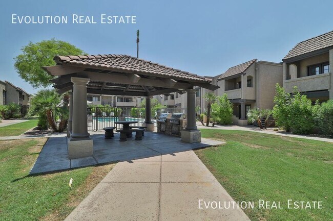 Foto del edificio - 5995 N 78th St