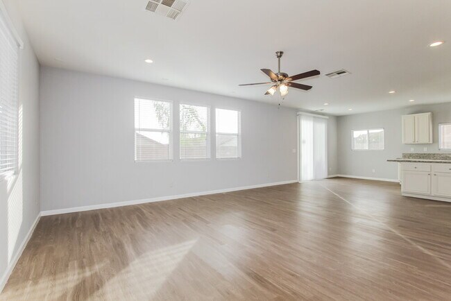 Foto del edificio - 3029 E Gannon Ridge Ave