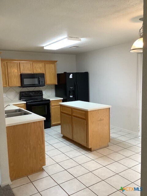 Building Photo - 3407 Bull Run Dr
