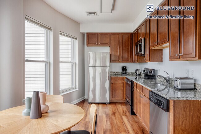 Foto del edificio - 11351 Woodglen Dr