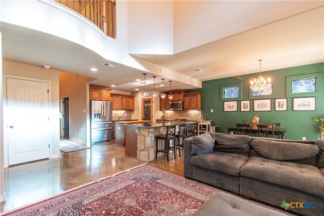 Foto del edificio - 1020 Woodland Bend Cir