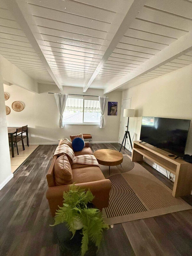 Foto del edificio - 2312 Bonar St