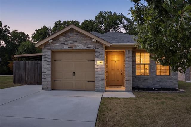 Building Photo - 733 River Hill Ln