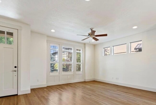 Building Photo - Prime Northeast Boise Living in Harris Ranch