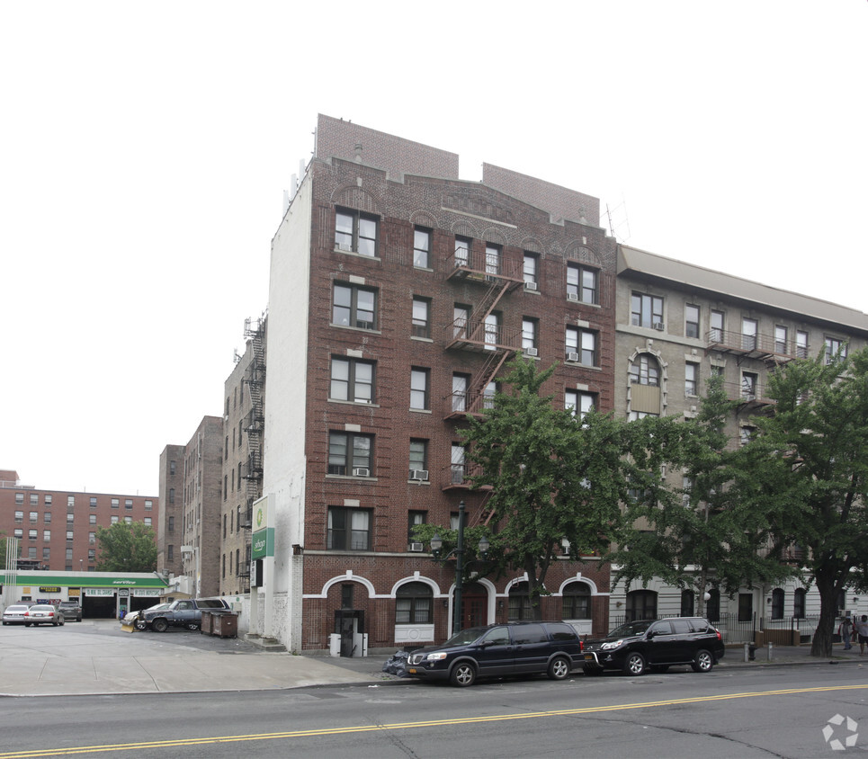 Foto principal - 239-241 W 110th St